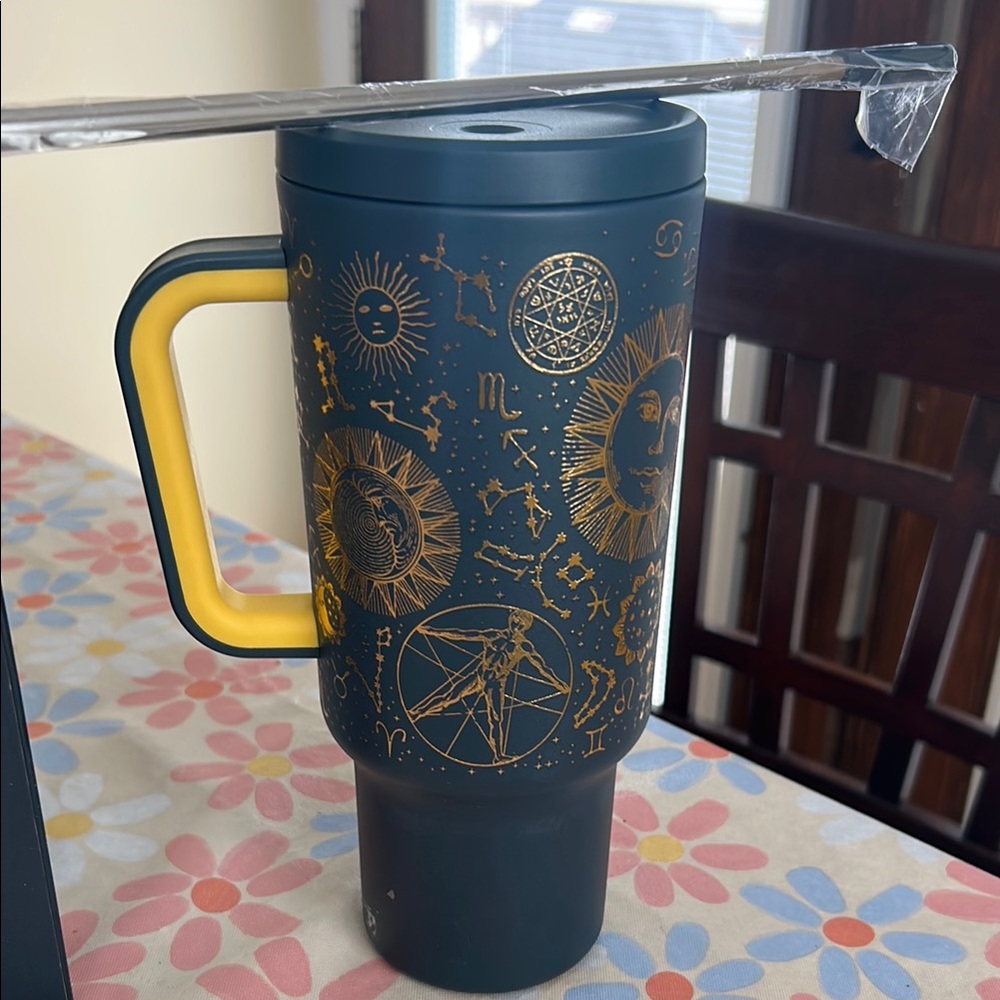 Astrology Dark Green and Yellow Travel 40 oz tumblr with Gold Accents